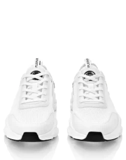 Lo-Top Sneakers