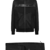Tracksuit: Zip-up Jacket + jogging pants Statement